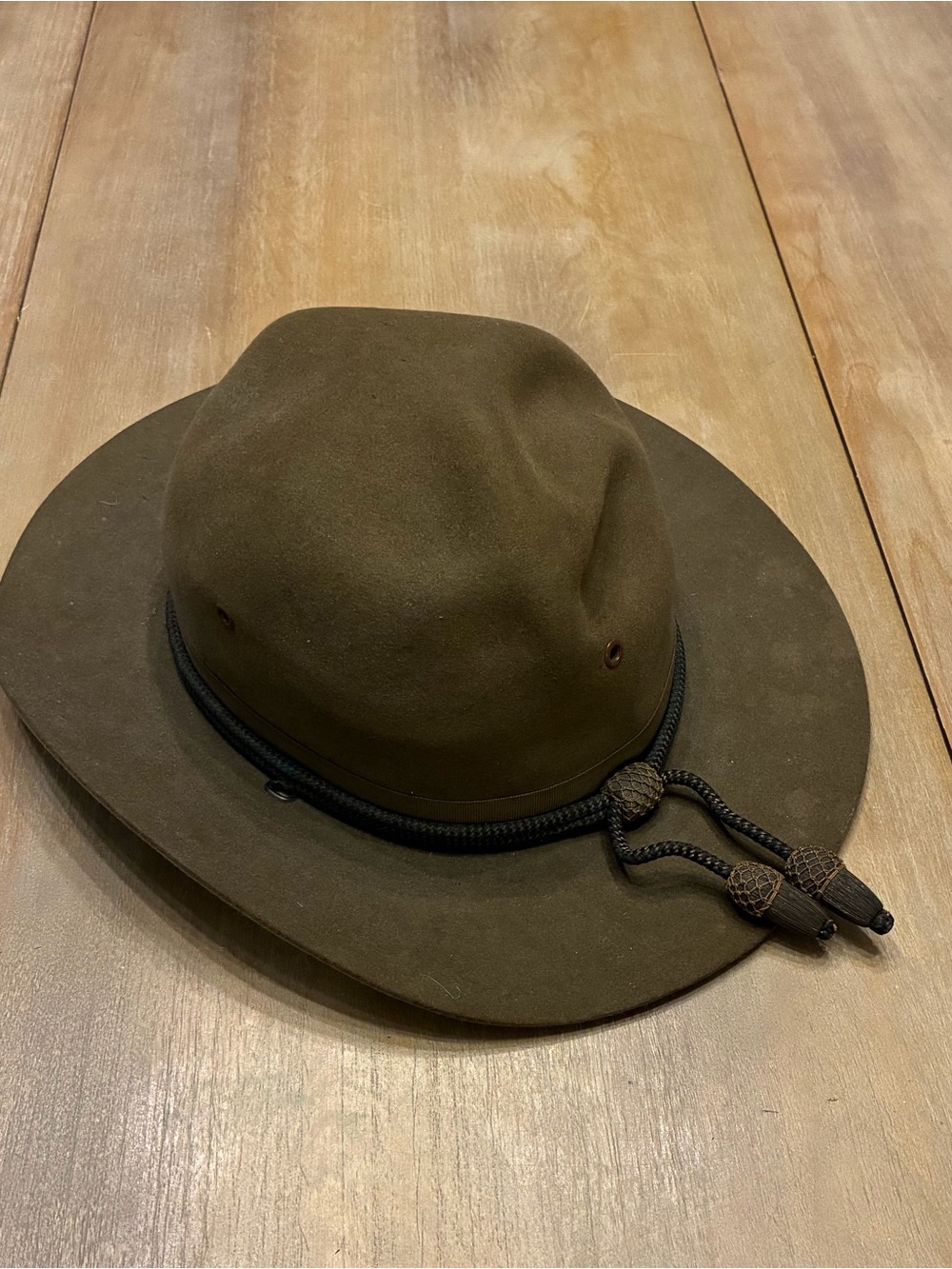 Men's Olive Felt Outback Hat with Decorative Chin Cord